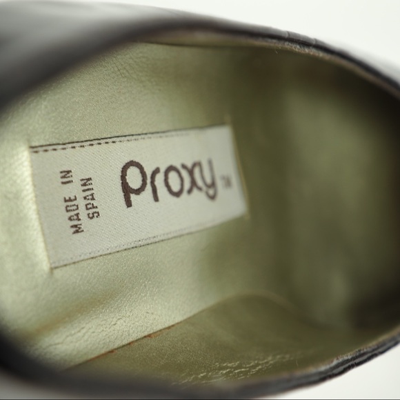 Proxy sz 6 brown leather croc pattern patent pumps - Picture 8 of 8